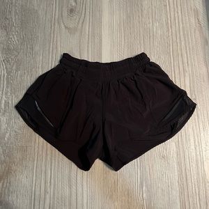 Lululemon Hotty Hot Short